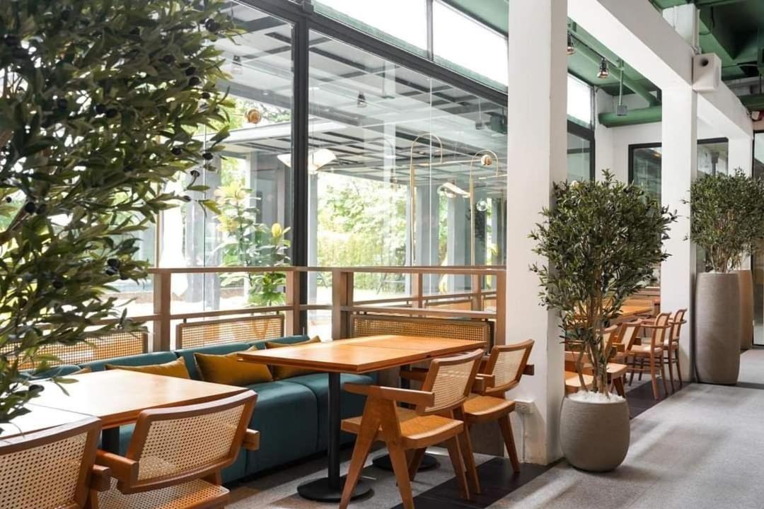 Scene Bangkoknoi Hotel Exterior photo