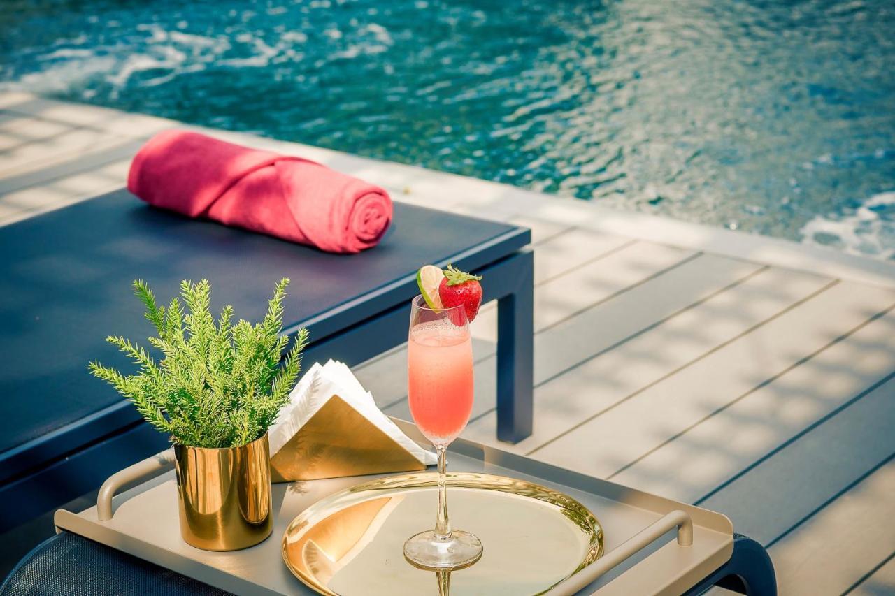 Scene Bangkoknoi Hotel Exterior photo